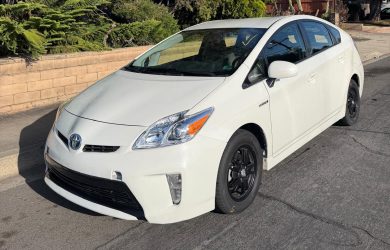 Toyota Prius vs Toyota RAV4 Hybrid: Which Used Car Should You Buy
